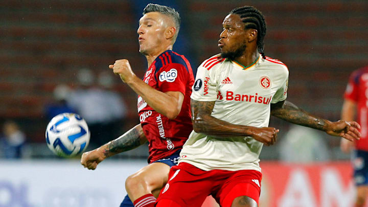 Brasileiros e colombianos empataram no primeiro jogo entre eles nesta Libertadores