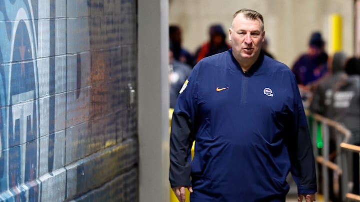 COLLEGE FOOTBALL: DEC 30 Music City Bowl Tennessee vs Illinois COLLEGE FOOTBALL: DEC 30 Music City Bowl Tennessee vs Illinois