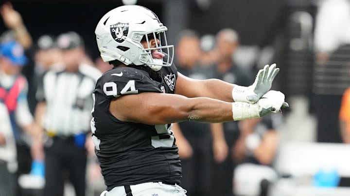 Las Vegas Raiders defensive tackle Christian Wilkins 