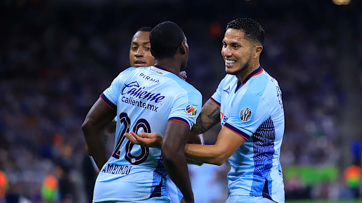 Cruz Azul sigue en búsqueda de otro delantero