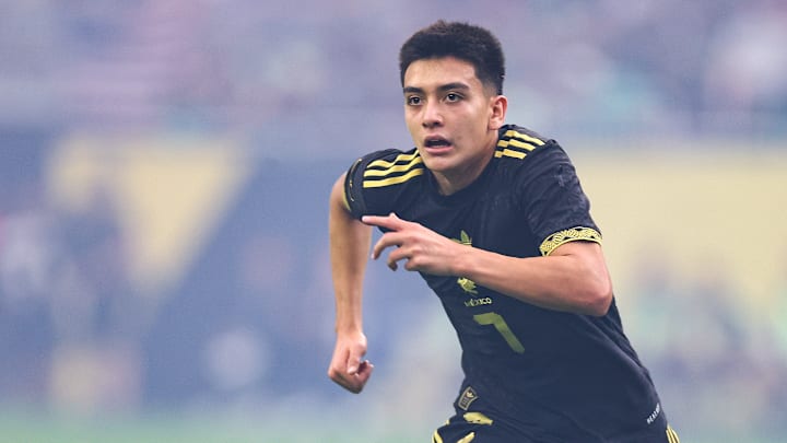 Gilberto Mora sigue en recuperación de su pubalgia 