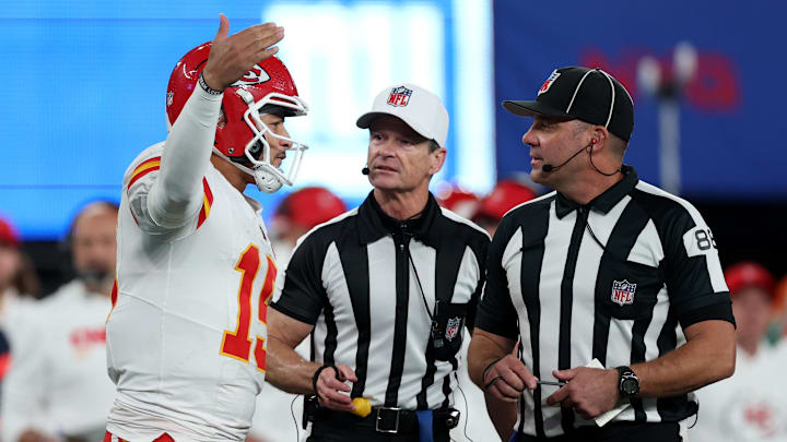 The NFL and the NFL Referees Association agreed to a seven-year collective bargaining agreement, avoiding a work stoppage.