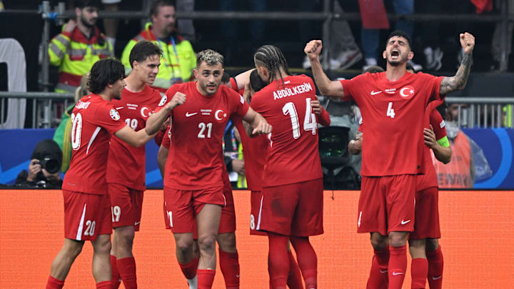 Wen sieht die KI bei Türkei vs Portugal vorne?