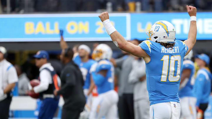 Los Angeles Rams v Los Angeles Chargers