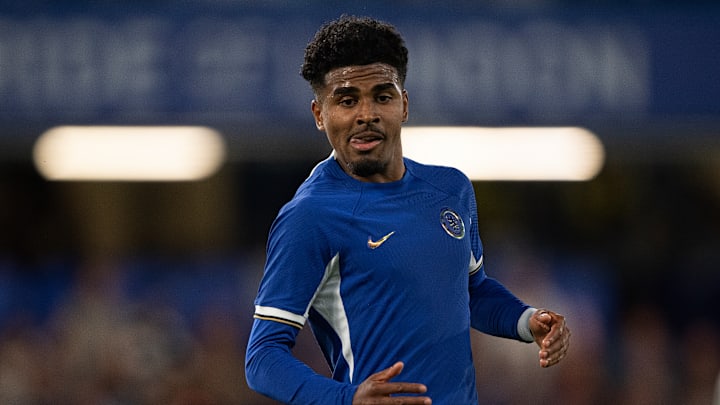 Ian Maatsen devrait quitter Chelsea