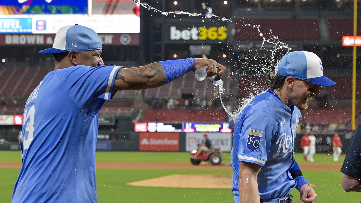 Code Jr. School Bobby Witt Jr. Didn't Need Words To Judge Royals' Salvador Perez Extension