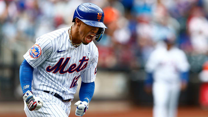 Francisco Lindor celebró el nacimiento de su segunda hija con jonrón 