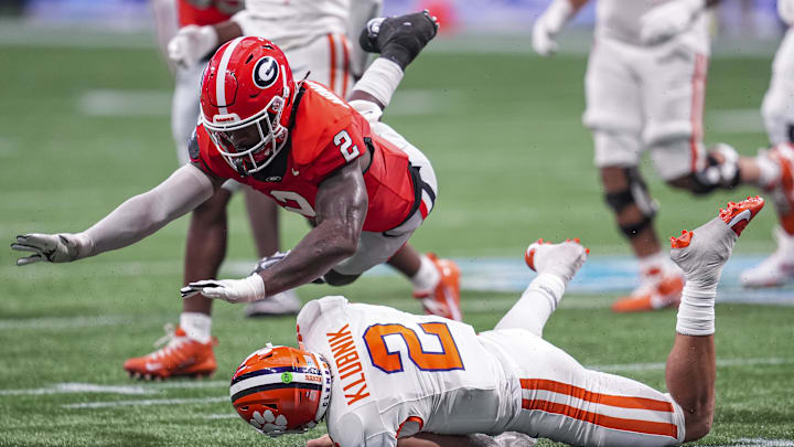Georgia Bulldogs linebacker Smael Mondon Jr. (2)