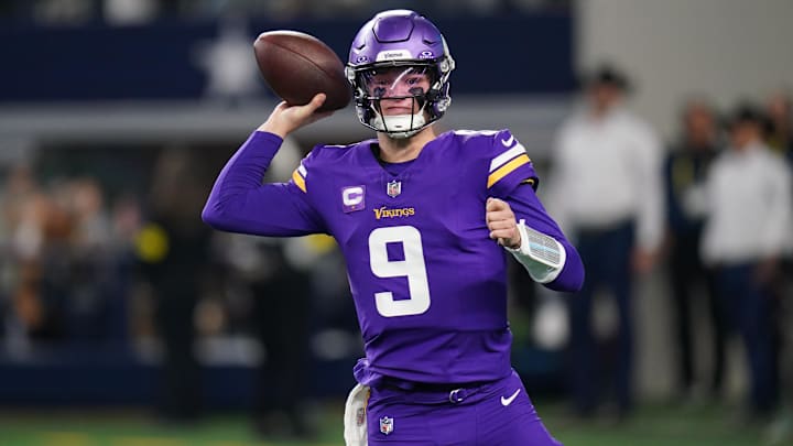 Dec 14, 2025; Arlington, Texas, USA; Minnesota Vikings quarterback J.J. McCarthy (9) throws during the first half against the Dallas Cowboys at AT&T Stadium. Dec 14, 2025; Arlington, Texas, USA; Minnesota Vikings quarterback J.J. McCarthy (9) throws during the first half against the Dallas Cowboys at AT&T Stadium.