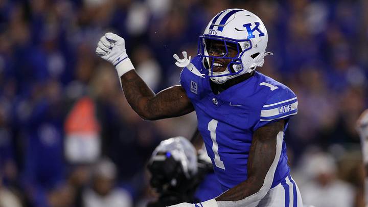 Oct 10, 2026; Lexington, Kentucky, USA; Kentucky Wildcats running back CJ Baxter (1) reacts after scoring a touchdown during the second quarter against the LSU Tigers at Kroger Field. Mandatory Credit: Jordan Prather-Imagn Images Oct 10, 2026; Lexington, Kentucky, USA; Kentucky Wildcats running back CJ Baxter (1) reacts after scoring a touchdown during the second quarter against the LSU Tigers at Kroger Field. Mandatory Credit: Jordan Prather-Imagn Images