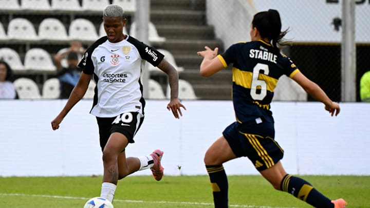 Corinthians, de Jhonson, goleou o Boca Juniors nas quartas 