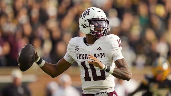 Texas A&M Aggies quarterback Marcel Reed (10) throws a pass during the first half against the Missouri Tigers at Faurot Field at Memorial Stadium.