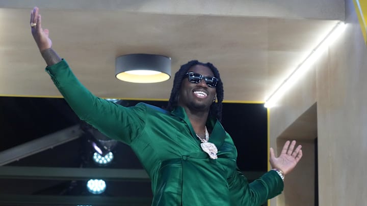 Apr 24, 2025; Green Bay, WI, USA;  Texas A&M Aggies defensive end Shemar Stewart is introduced before the first round of the 2025 NFL Draft at Lambeau Field. Mandatory Credit: Kirby Lee-Imagn Images