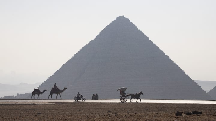 Tourist attraction in Egypt: Pyramids of Giza