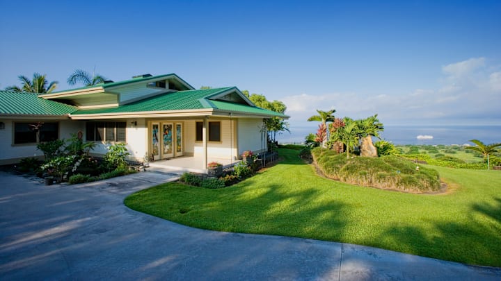 Want to buy a house in Hawaii? You better start saving! Want to buy a house in Hawaii? You better start saving!