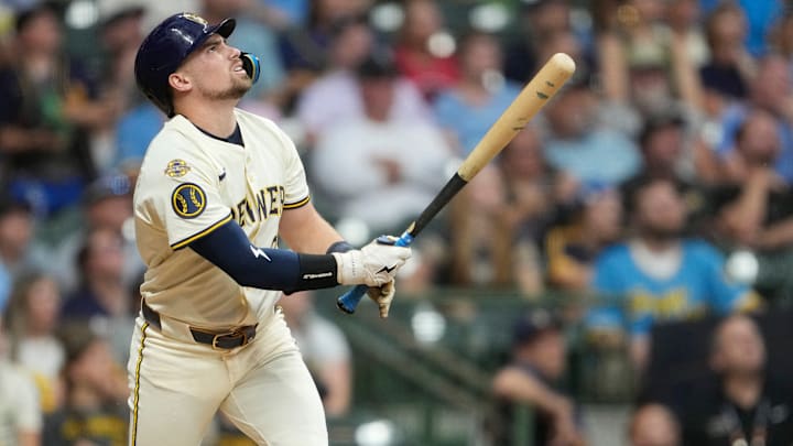 Pittsburgh Pirates v Milwaukee Brewers