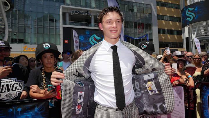 Jun 27, 2025; Los Angeles, California, USA; Matthew Schaefer arrives to the first round of the 2025 NHL Draft at Peacock Theater. Mandatory Credit: Kirby Lee-Imagn Images Jun 27, 2025; Los Angeles, California, USA; Matthew Schaefer arrives to the first round of the 2025 NHL Draft at Peacock Theater. Mandatory Credit: Kirby Lee-Imagn Images