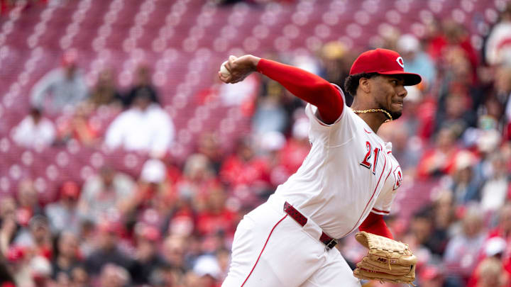 Cincinnati Reds pitcher Hunter Greene (21) pitches in the first inning of the MLB game between the Cincinnati Reds and the Pittsburgh Pirates at Great American Ball Park in Cincinnati.
