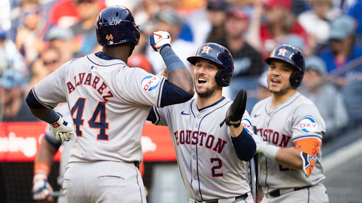 Houston sigue recortando desventajas y se encamina a los playoffs