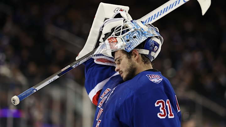 Carolina Hurricanes v New York Rangers