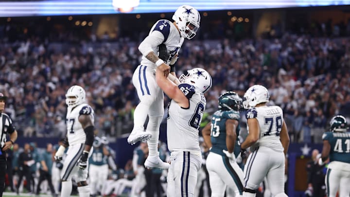 Dec 10, 2023; Arlington, Texas, USA; Dallas Cowboys quarterback Dak Prescott (4) celebrates a