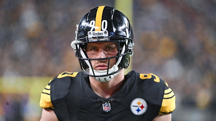 Oct 28, 2024; Pittsburgh, Pennsylvania, USA; Pittsburgh Steelers linebacker T.J. Watt (90)gets ready to take the field against the New York Giants during the first quarter at Acrisure Stadium. Mandatory Credit: Barry Reeger-Imagn Images Oct 28, 2024; Pittsburgh, Pennsylvania, USA; Pittsburgh Steelers linebacker T.J. Watt (90)gets ready to take the field against the New York Giants during the first quarter at Acrisure Stadium. Mandatory Credit: Barry Reeger-Imagn Images