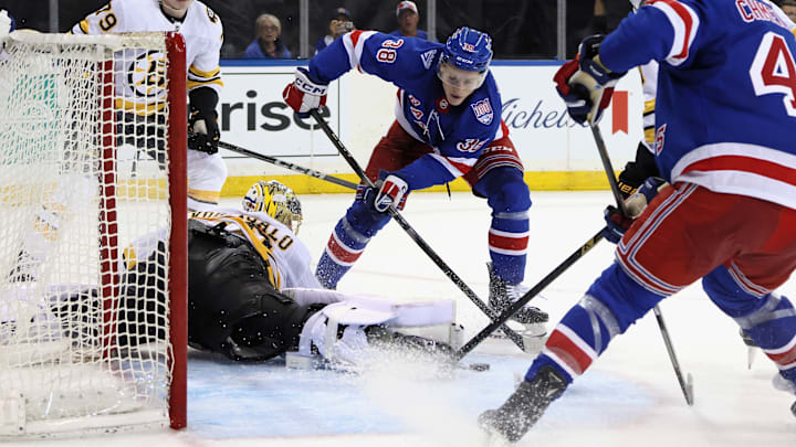 Boston Bruins v New York Rangers
