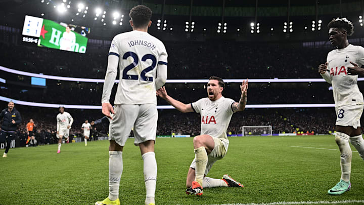 Tottenham Hotspur v Brighton & Hove Albion - Premier League