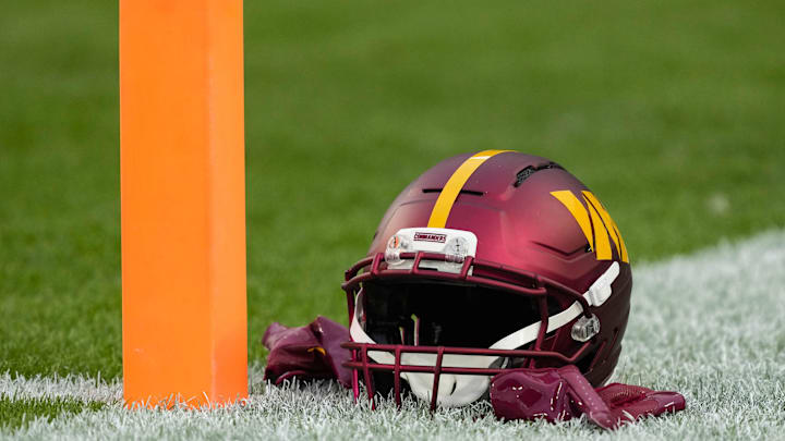 Sep 11, 2025; Green Bay, Wisconsin, USA; General view of a Washington Commanders helmet during warmups prior to the game against the Green Bay Packers at Lambeau Field. Mandatory Credit: Jeff Hanisch-Imagn Images Sep 11, 2025; Green Bay, Wisconsin, USA; General view of a Washington Commanders helmet during warmups prior to the game against the Green Bay Packers at Lambeau Field. Mandatory Credit: Jeff Hanisch-Imagn Images
