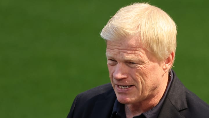 Oliver Kahn plant weitere Transfers