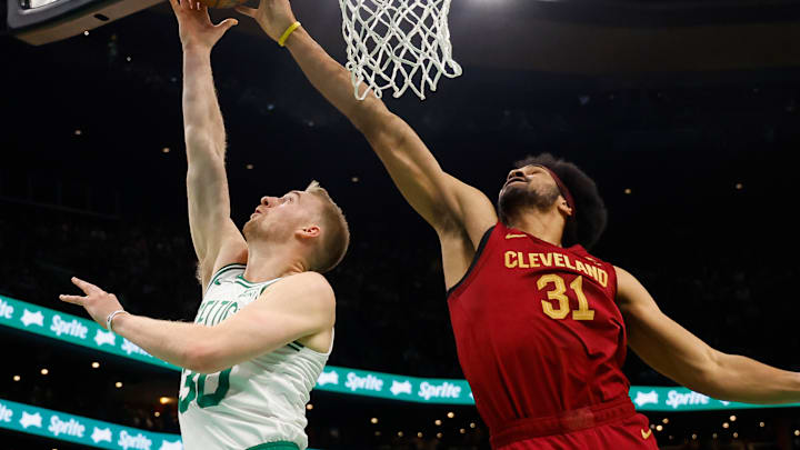 Cleveland Cavaliers v Boston Celtics