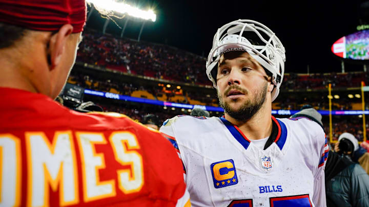 Buffalo Bills quarterback Josh Allen (17) and Kansas City Chiefs quarterback Patrick Mahomes (15).