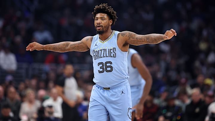 Memphis Grizzlies v Los Angeles Clippers