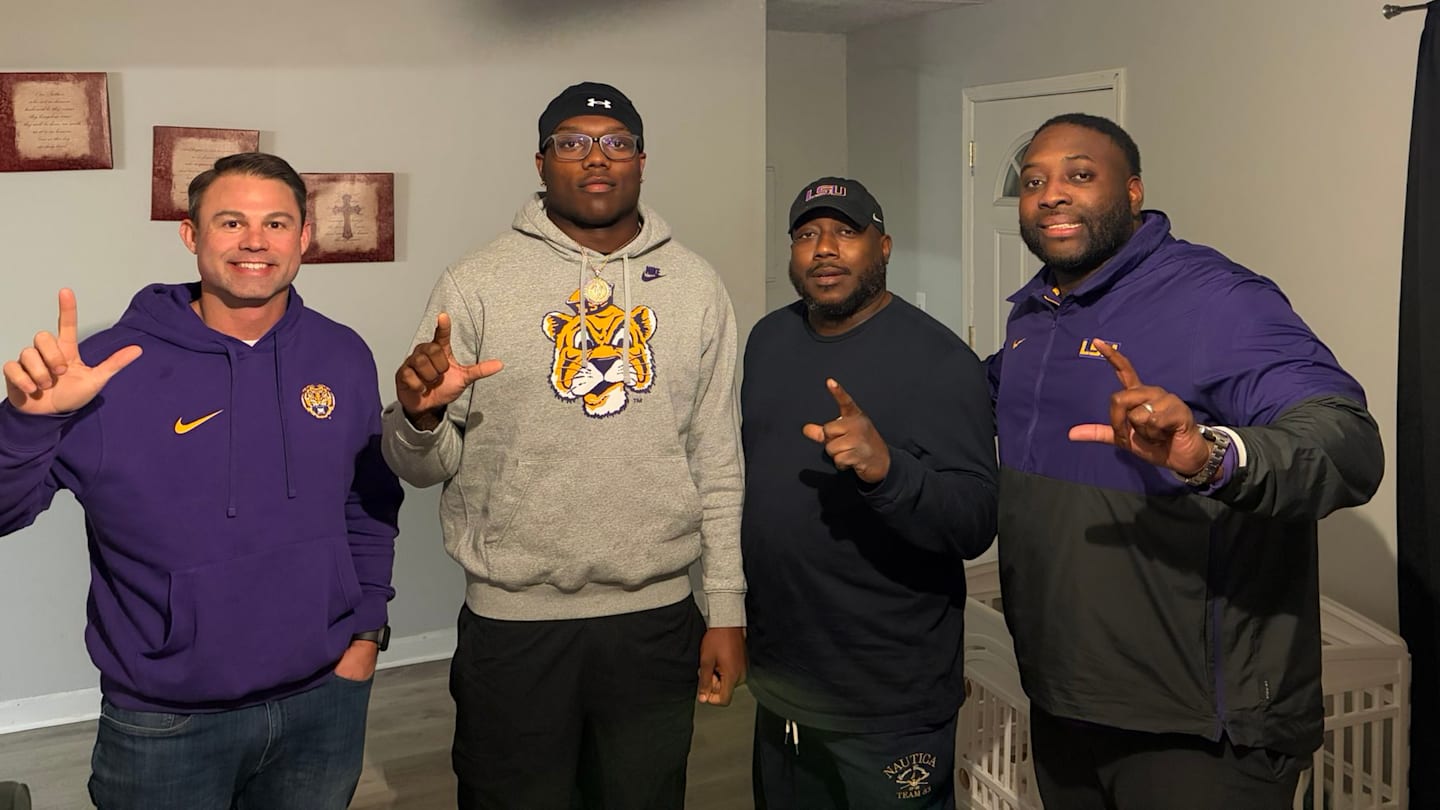 Elite LSU Football Commit Makes Major Move With Tigers Amid Texas A&M Aggies Pursuit