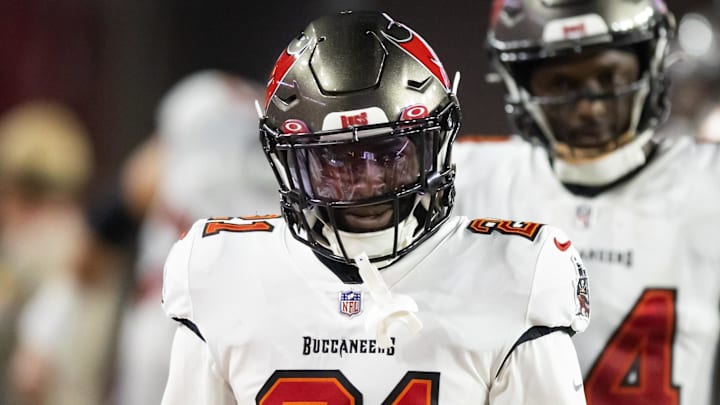 Dec 25, 2022; Glendale, Arizona, USA; Tampa Bay Buccaneers running back Ke'Shawn Vaughn (21) against