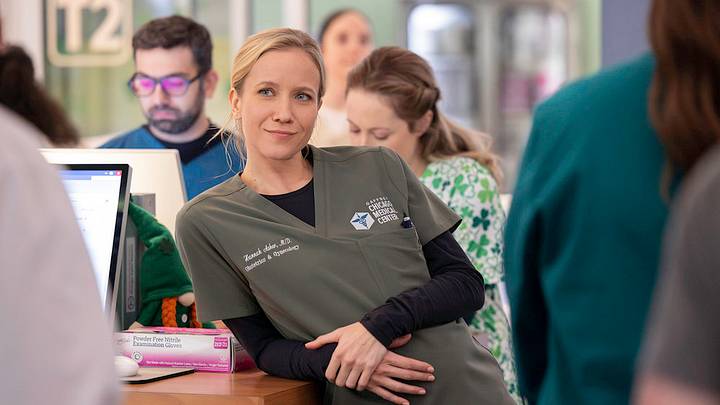 CHICAGO MED -- "Twist & Shout" Episode 1113 -- Pictured: Jessy Schram as Dr. Hannah Asher 