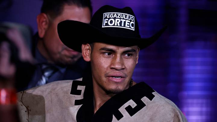 El "Vaquero" Navarrete en su combate ante Eduardo Baez El "Vaquero" Navarrete en su combate ante Eduardo Baez
