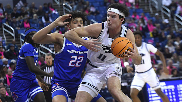 Nevada’s Nick Davidson looks to shoot while taking on Boise State at Lawlor Events Center in Reno on Feb. 22, 2025.