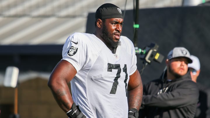 Las Vegas Raiders OT Delmar "DJ" Glaze