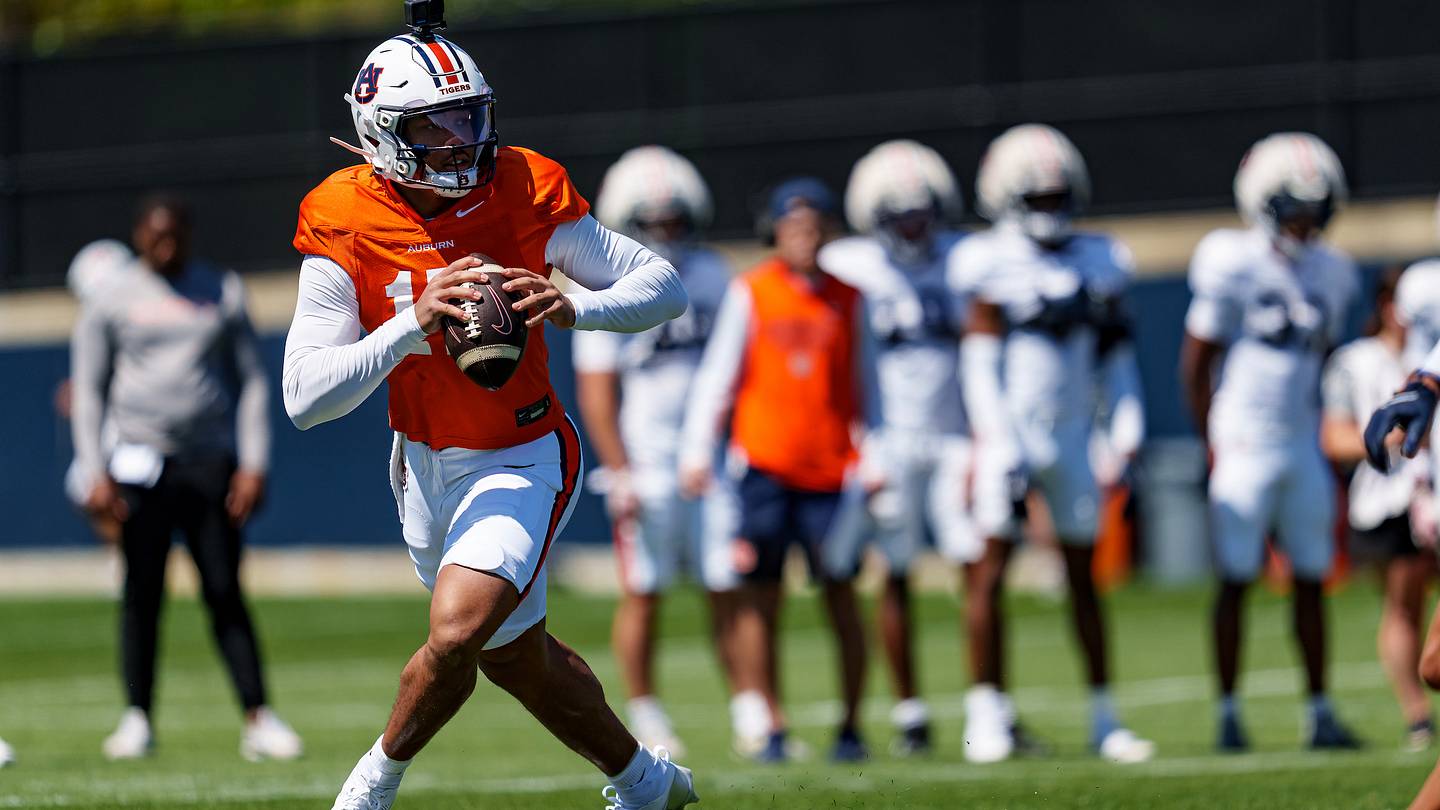 Auburn QB Byrum Brown Misses Out on Top-15 Most Valuable Newcomers Ranking