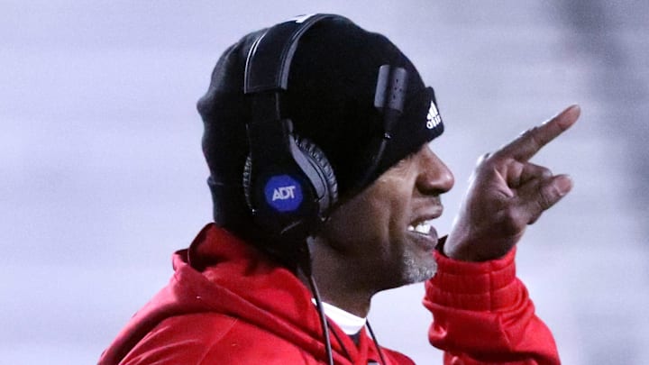 Ravens Assistant head coach/running backs coach Willie Taggart. Ravens Assistant head coach/running backs coach Willie Taggart.