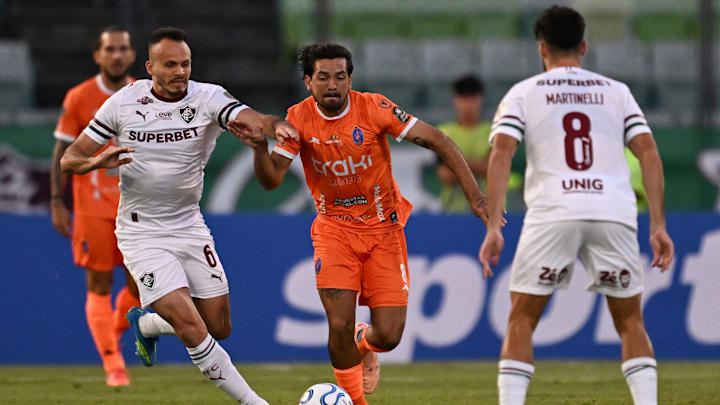 Fluminense fez um péssimo jogo na Venezuela Fluminense fez um péssimo jogo na Venezuela