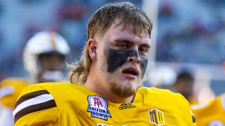 Wyoming Cowboys offensive tackle Caden Barnett.
