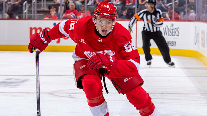 Buffalo Sabres v Detroit Red Wings