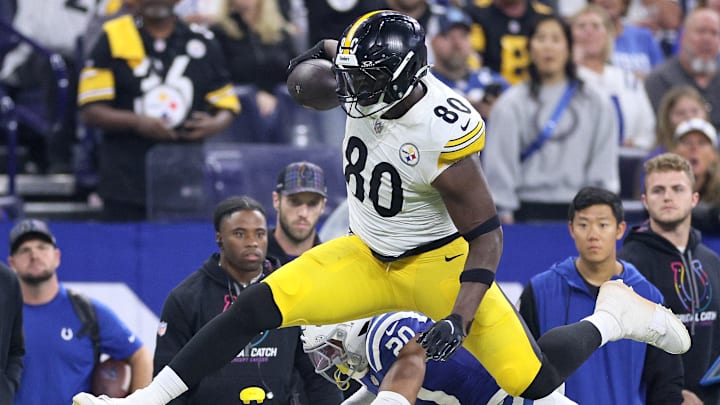 Pittsburgh Steelers v Indianapolis Colts