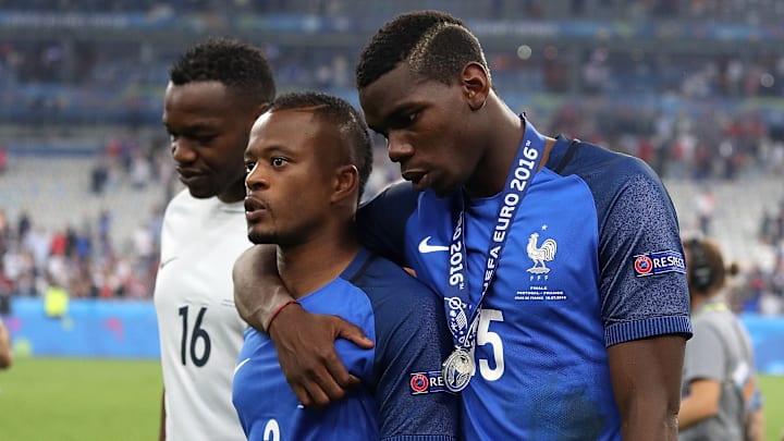 Patrice Evra a évoqué l'avenir de Paul Pogba. Patrice Evra a évoqué l'avenir de Paul Pogba.