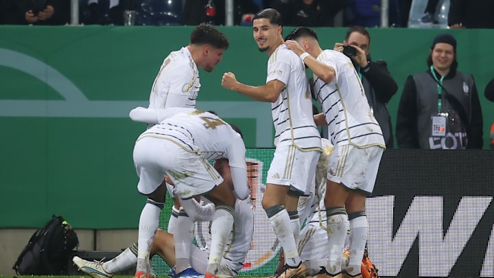 Saarbrücken hat den FC Bayern aus dem Pokal geschossen Saarbrücken hat den FC Bayern aus dem Pokal geschossen