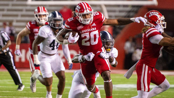 Dre'lyn Washington (20) runs the ball as the Louisiana Ragin' Cajuns take on the Georgia Southern Eagles Thursday, Nov. 10, 2022

Louisiana Vs Georgia Southern 11 10 22