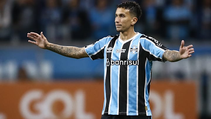 Dodi analisa trabalhos de Gustavo Quinteros e Mano Menezes no Grêmio Dodi analisa trabalhos de Gustavo Quinteros e Mano Menezes no Grêmio