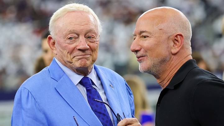 Dallas Cowboys owner Jerry Jones and Amazon executive chairman Jeff Bezos before a game against the Washington Commanders 
